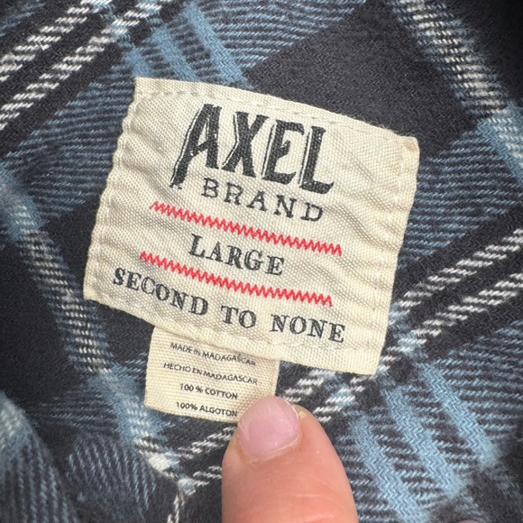 Axel Brand Men's Large Long Sleeve Button Up Blue Flannel - Picture 2 of 6